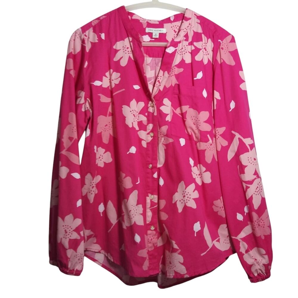 Free Assembly Pink Floral Split Neck Button Front Shirt with Long Sleeves Size M